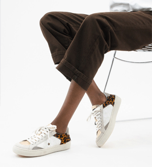 Ténis modelo de leopardo da marca portuguesa Cubanas Shoes.