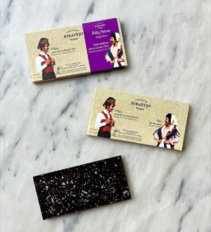Tabletes de chocolate negro com flor de sal da marca portuguesa "O Melhor do Ribatejo"