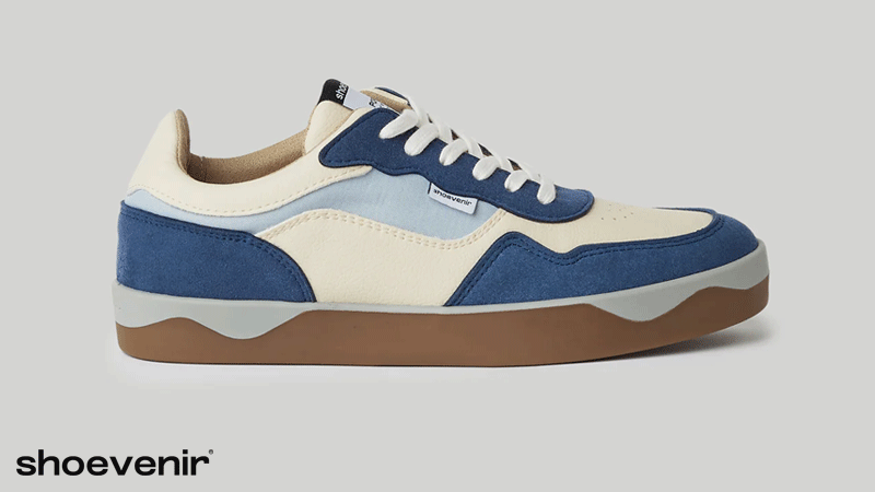 Sapatilhas da marca portuguesa Shoevenir, modelo Porto, caracterizadas pelo seu design inspirado na cidade e na utilização de materiais vegan.